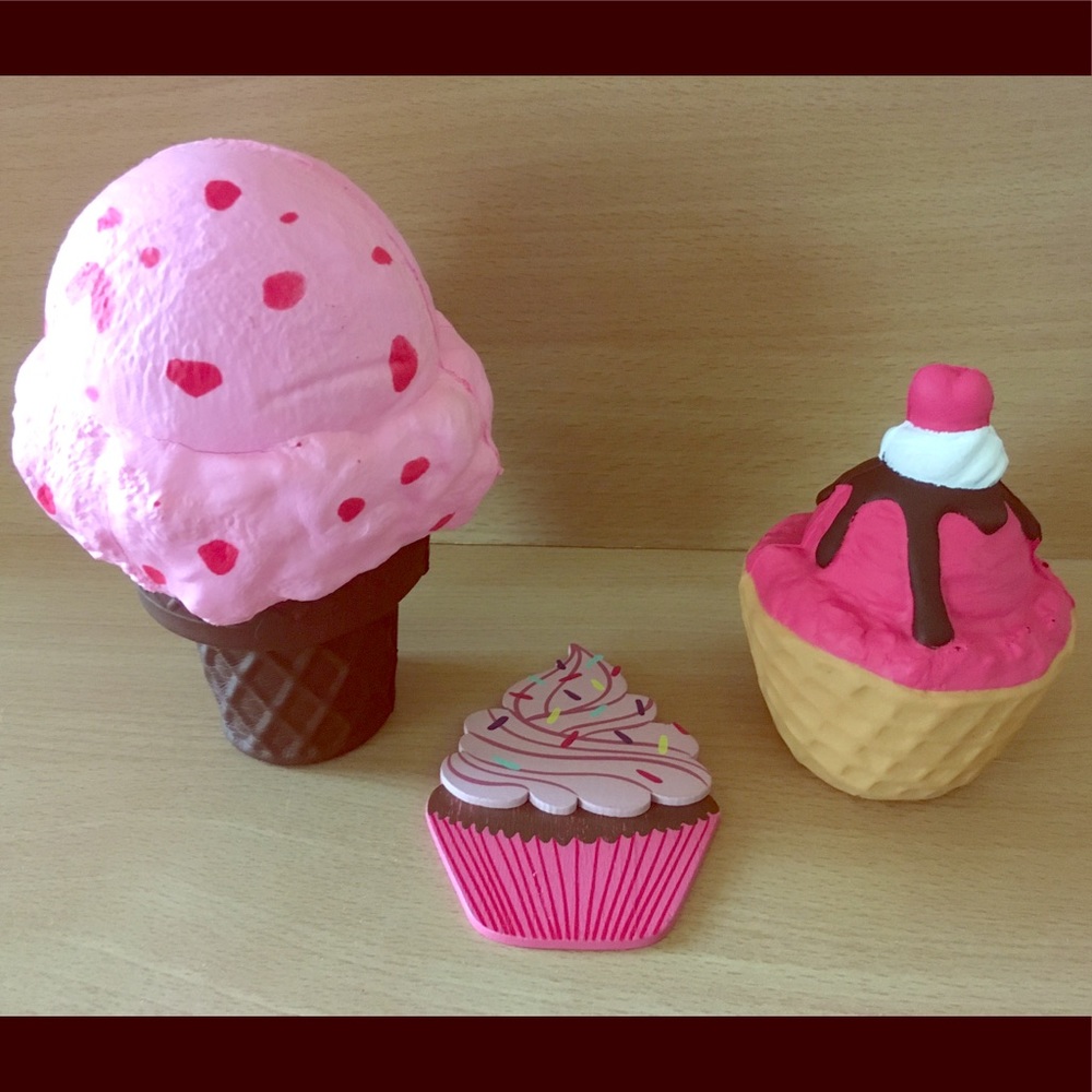 Dessert Squishies Ice Cream Sundae Squishy cupcake